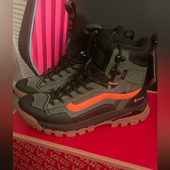 VANS ULTRARANGE EXO HI GORE-TEX MTE-3